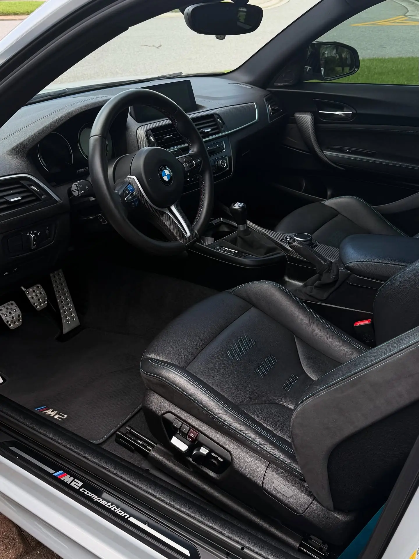 Crystal Ride Auto mobile car detailing in Sacramento, CA